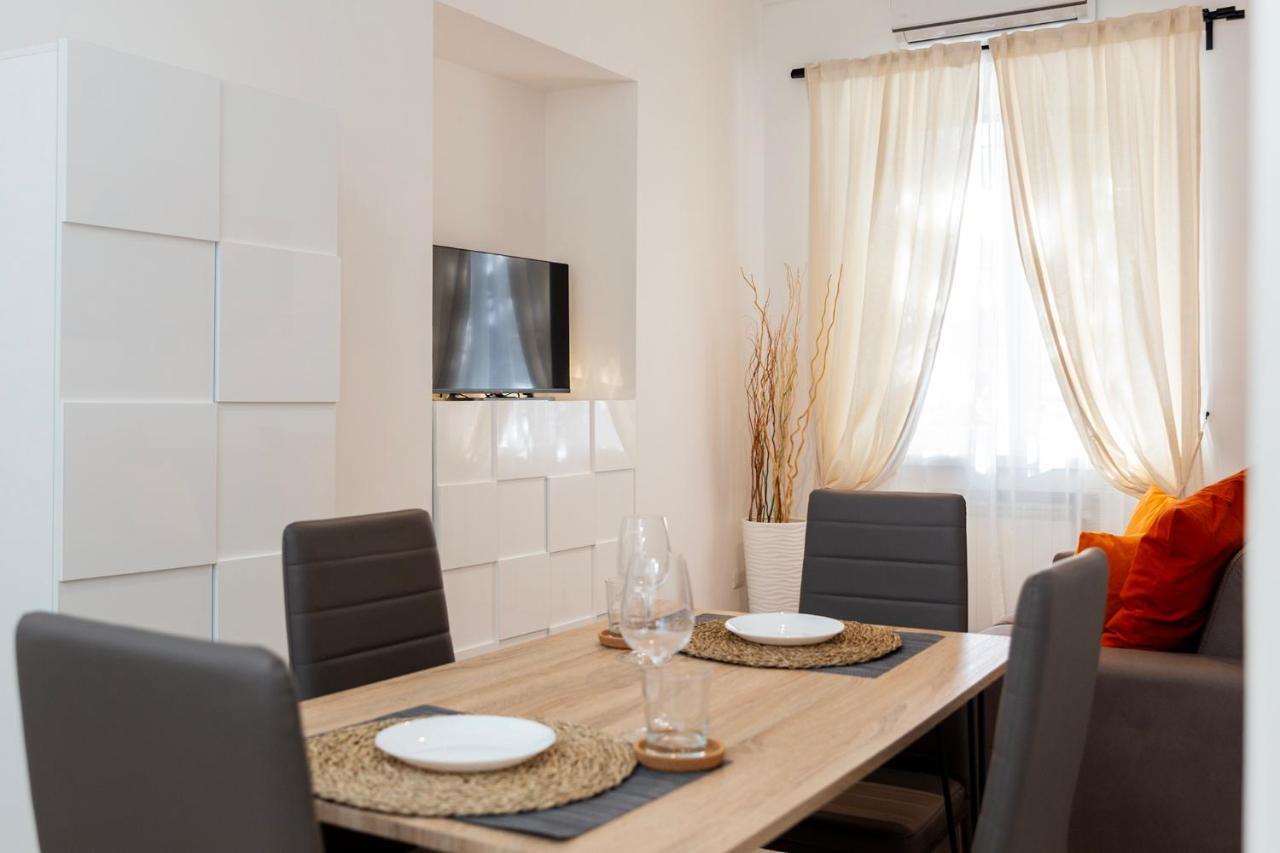 Domus Opimiani Apartment โรม ภายนอก รูปภาพ